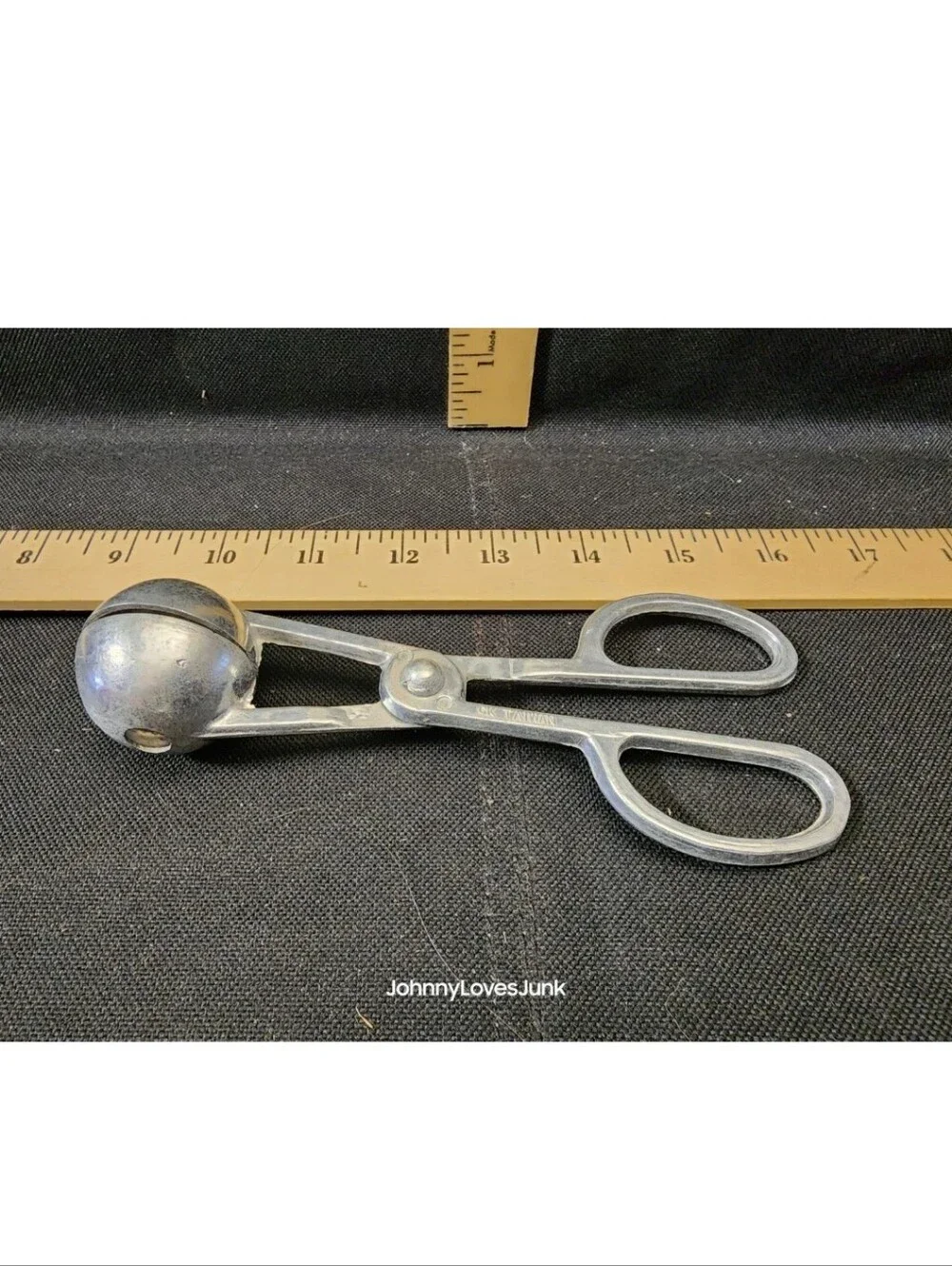 Vintage Aluminum Cookie Melon Meat Ball Maker Scoop Tongs Clamp Taiwan